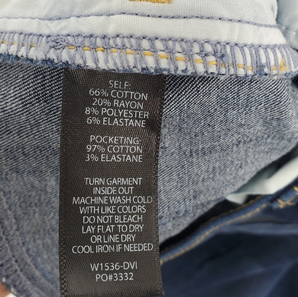 New Betabrand Straight Leg Pockets Yoga Pull Up Jean Blue Size Medium Petite - Picture 4 of 6